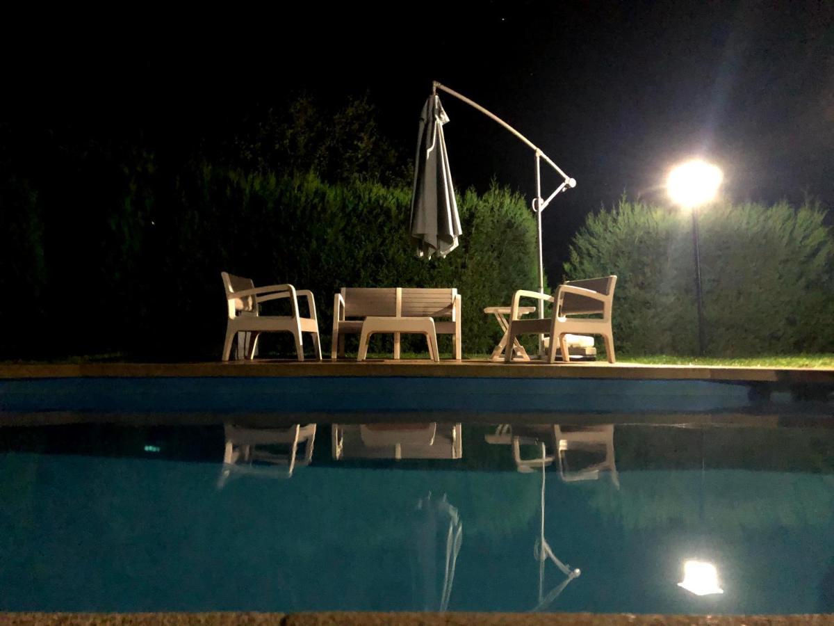 Casa Rural O Carballo Da Pedra La Caniza Luaran gambar
