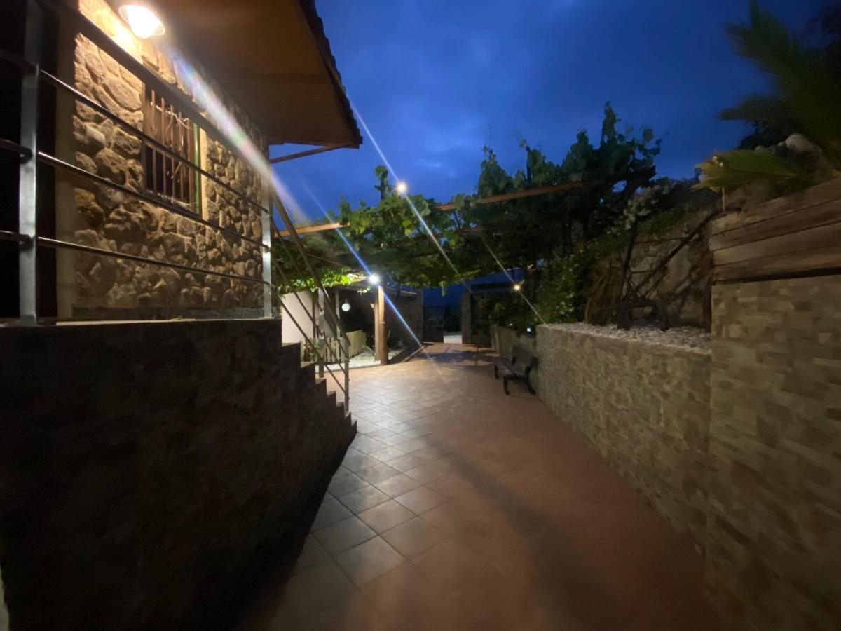 Casa Rural O Carballo Da Pedra La Caniza Luaran gambar