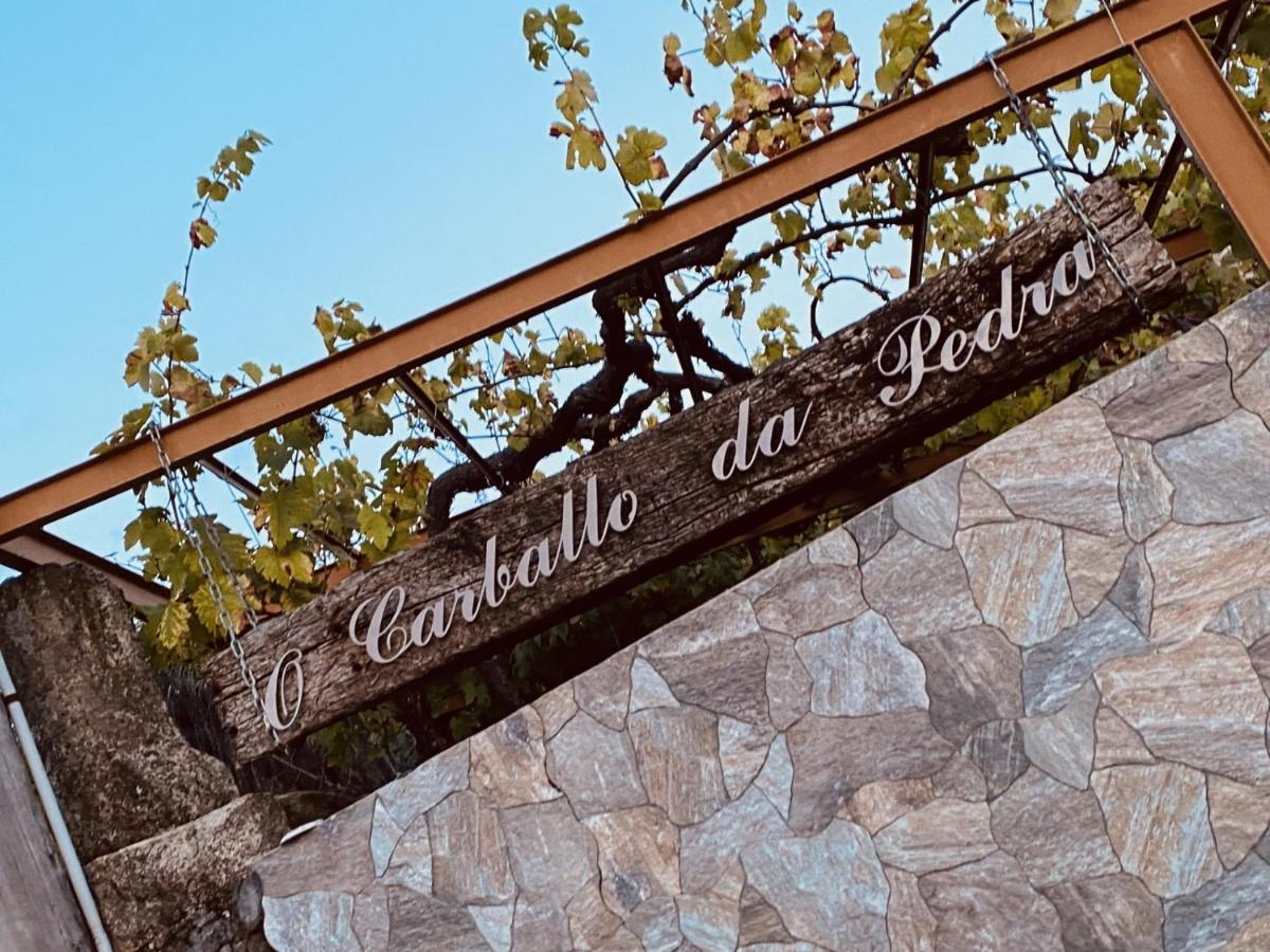 Casa Rural O Carballo Da Pedra La Caniza Luaran gambar