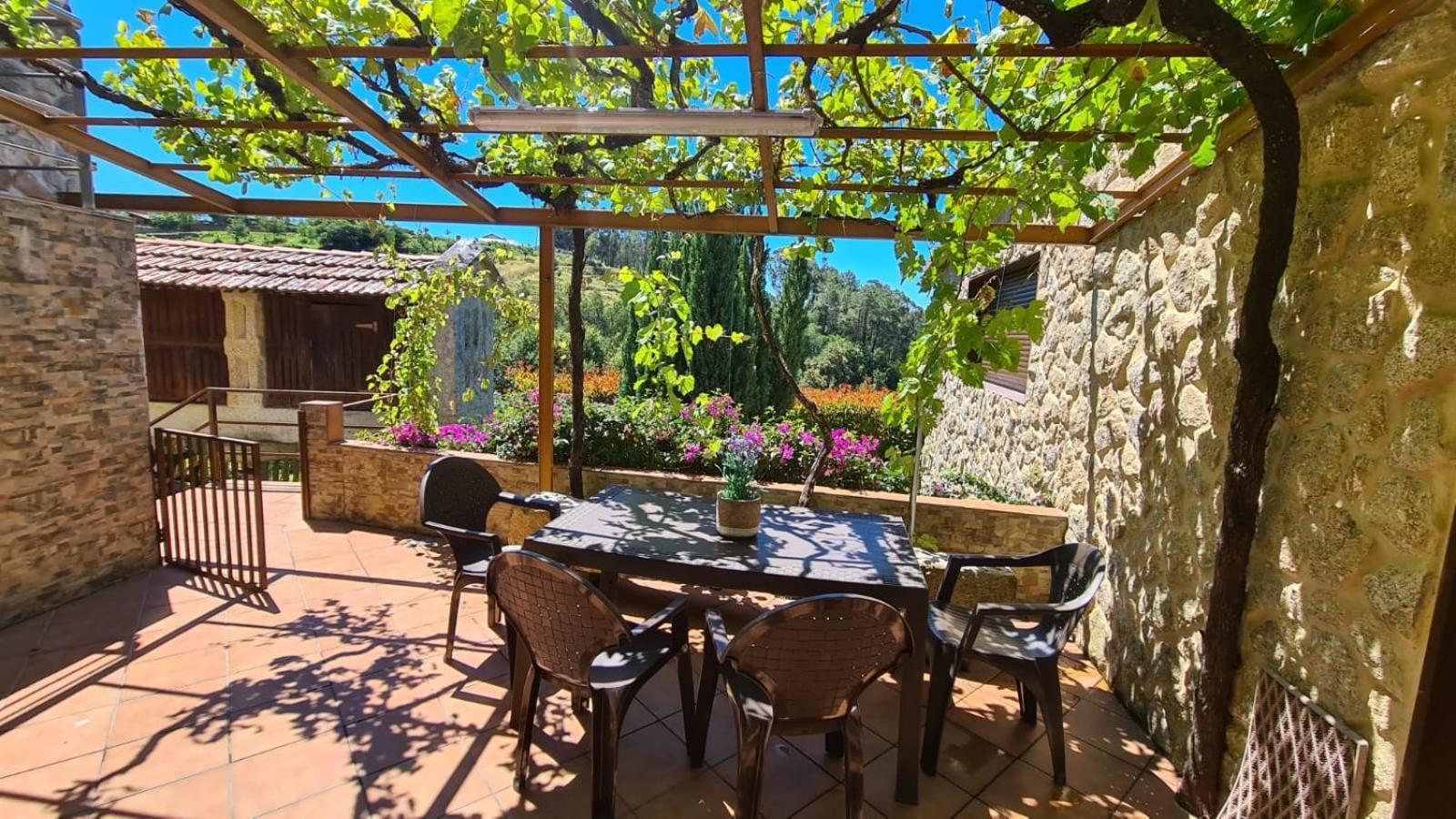 Casa Rural O Carballo Da Pedra La Caniza Luaran gambar