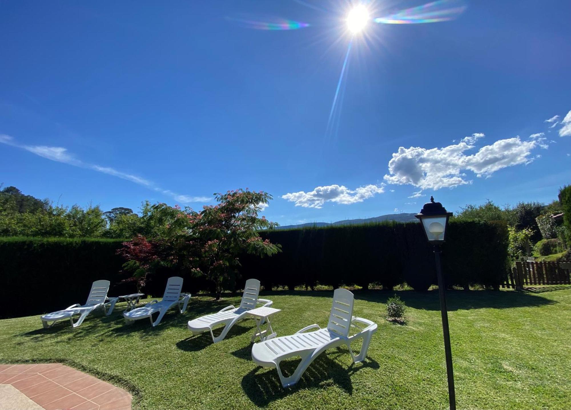 Casa Rural O Carballo Da Pedra La Caniza Luaran gambar